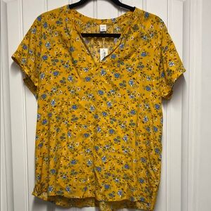 Old Navy Gold Short Sleeve Relaxed Blouse